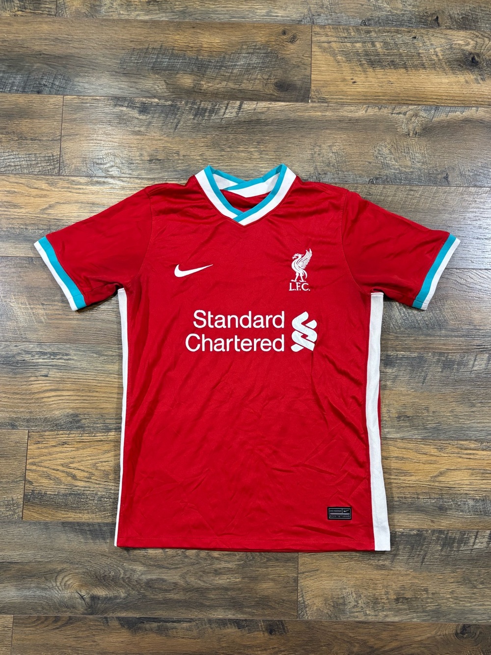 Nike Liverpool F.C. 2021/22 Home Stadium Jersey Red Small